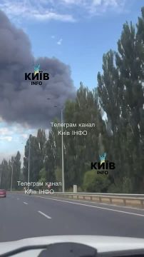 В Киеве прогремело около 10 взрывов