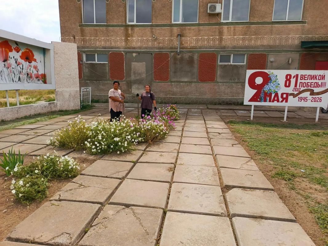 «Чистый и ухоженный»: сельский субботник по Народной программе!
