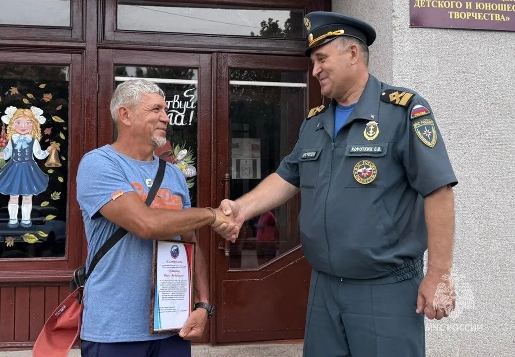 Когда счёт идёт на минуты, важна каждая пара рук — и каждый верный манёвр на воде