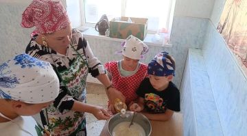 В Семёновке дети приготовили борщ на свежем воздухе в рамках проекта «Борщ-фест»