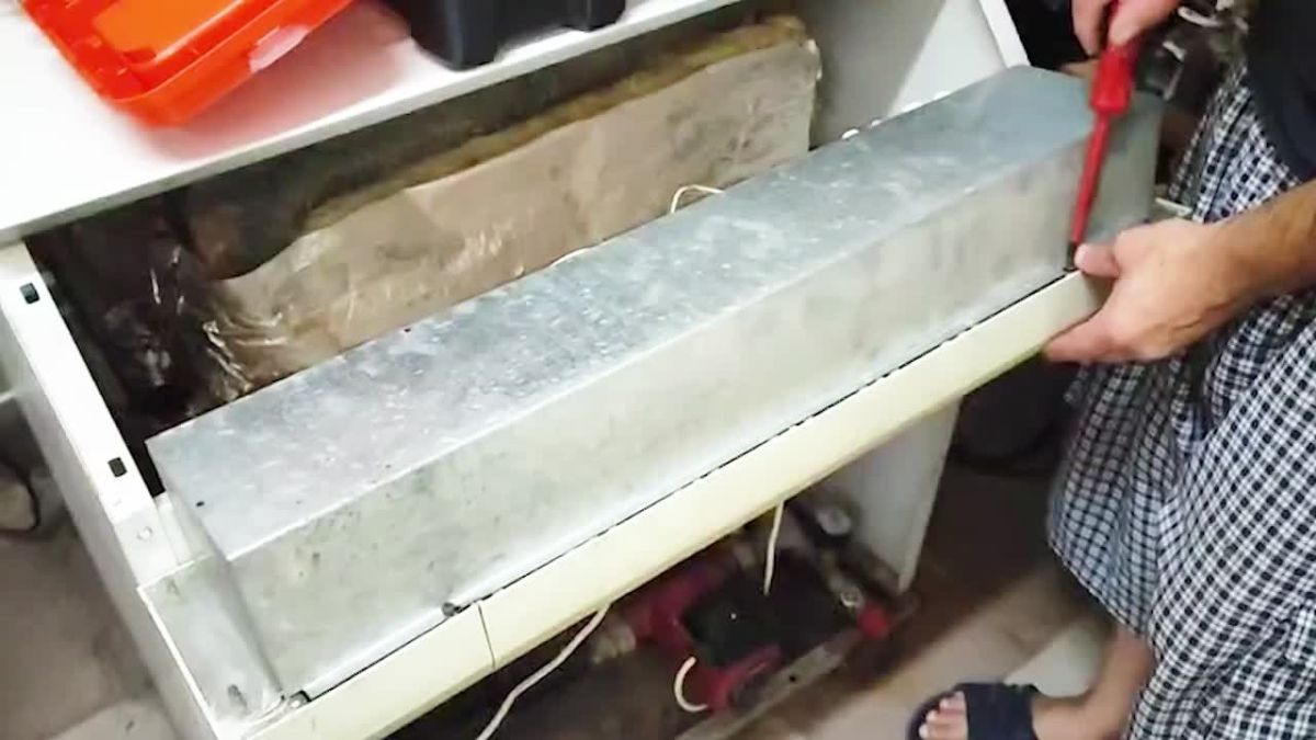 Аварийная бригада из Кабардино-Балкарии восстановила работу котла в доме жительницы Скадовска