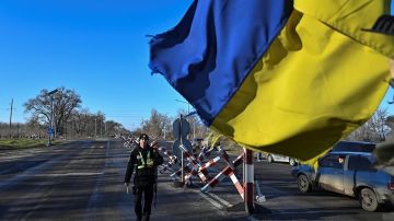 Киев использует мирных жителей как живой щит: прячут склады боеприпасов даже среди детских садов