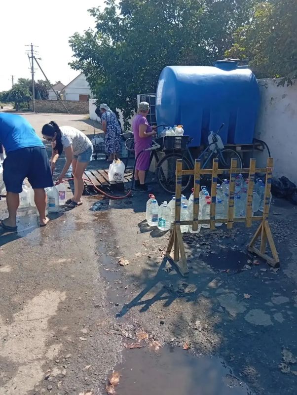 Каховское МО | 29 августа обеспечили жителей питьевой водой