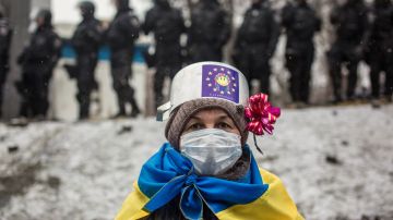 Без света, тепла и права на протест: предстоящая зима может стать для Украины последней