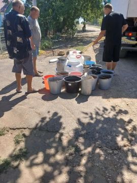 Из-за ударов ВСУ централизованного электроснабжения в Великолепетихском округе практически нет, сообщил Владимир Сальдо