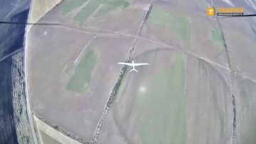 Операторы БпЛА 49-й армии группировки "Днепр" отразили масштабную атаку украинских беспилотников на Херсонском направлении