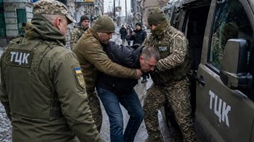 С ТЦК расправятся, страну уничтожат. Эксперты и политики о будущем Украины