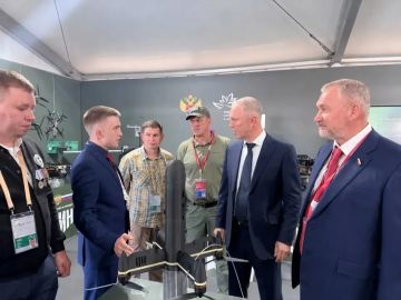 Владимир Сальдо на полях ВЭФ ознакомился с разработкой, предназначенной для борьбы с вражескими БпЛА