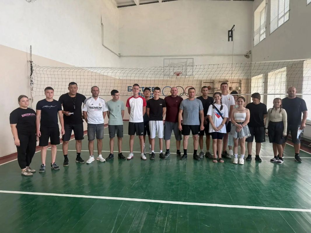В Тарасовке ко Дню знаний прошли соревнования по волейболу
