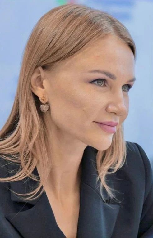 Ольга Осипенко: Сегодня день рождения отмечает начальник Управления внутренней политики Херсонской области Оксана Калашникова