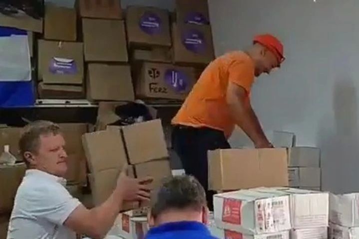 Народный фронт в августе доставил четыре тонны гумпомощи в Херсонскую область