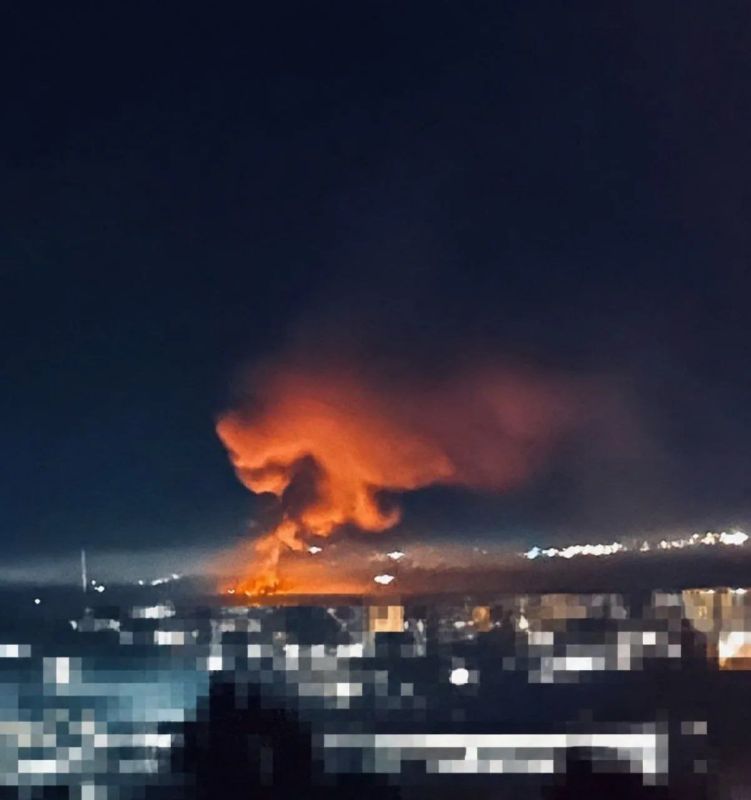 Вечером 2 сентября в 21:55 с использованием реактивного БПЛА «Герань-4» был нанесен удар по стоянке грузового транспорта на территории таможенного поста «Хмельницкий-Центральный» в г. Хмельницкий Хмельницкой области