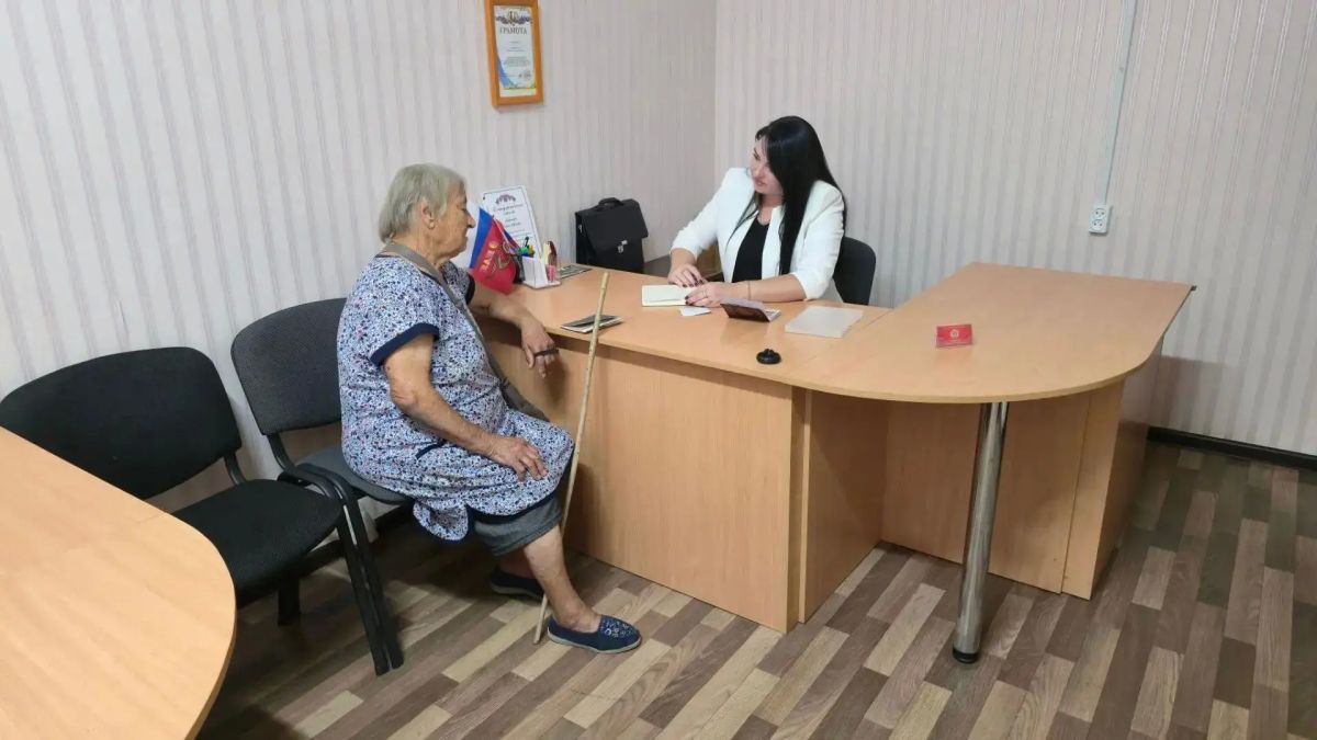 Начальник ТУ «Михайловка» провела приём граждан в Новониколаевке