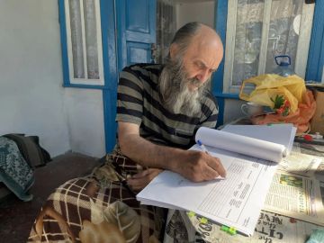 В рамках досрочного голосования члены участковых избирательных комиссий Чаплинского муниципального округа продолжают адресную работу с теми, кто по объективным причинам не может посетить избирательный участок в дни основного...