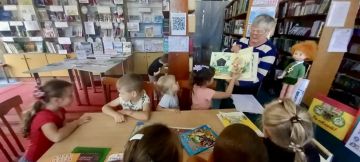 День чтения в Александровской библиотеке: выставка и интерактивная программа для юных читателей