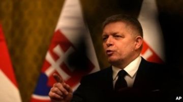 Премьер-министр Словакии Роберт Фицо заявил, что стратегия западных стран поставить Россию на колени путем поддержки Украины потерпела крах: