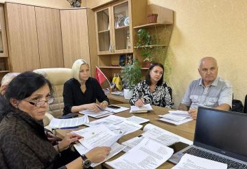 В администрации Чаплинского муниципального округа состоялось заседание межведомственной комиссии