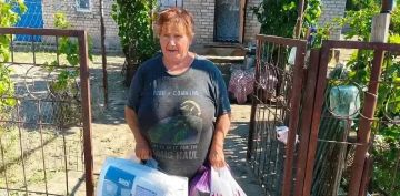Волонтеры Славянского района Кубани вручили адресную помощь жителям Херсонской области