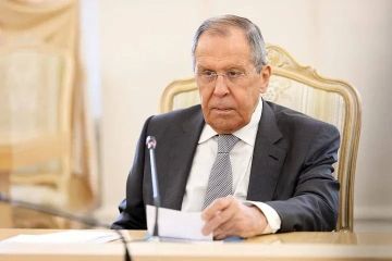 «Теперь пусть не суетятся с новыми предложениями»: Лавров — о переговорах, Украине и Западе