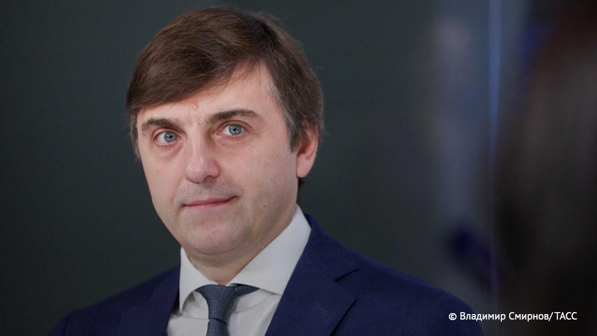 Для школьников появятся единые государственные учебники по физике базового и углубленного уровней, сообщил Кравцов
