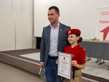 Артем Лагойский: Сегодня в Скадовске вместе с председателем Движения Первых Херсонской области Алексеем Лаврентьевым провёл встречу с активистами