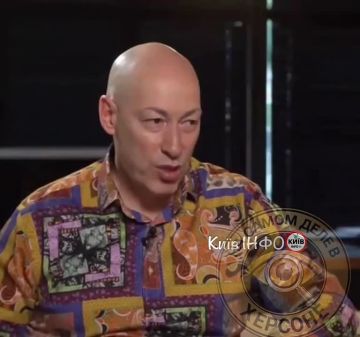 Неуловимый Джо Террорист Гордон сказал, что не пошел на фронт, как обещал, потому что ему запретили