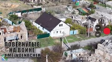 Эпичный снос вражеского ПВД вместе с пехотой внутри на Херсонском направлении