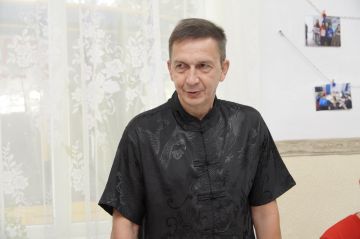 До Верхних Серогоз сегодня добрались с хорошим поводом — вместе с Первым заместителем Губернатора Херсонской области Павлом Валерьевичем Шувалкиным открыли в местной школе наши «Флагманы возможностей»