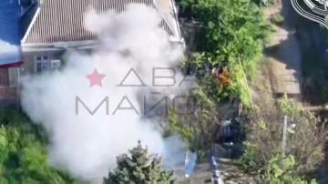 Два майора: Херсонское направление. Операторы БПЛА 18-й общевойсковой армии группировки войск «Днепр» делятся очередными кадрами боевой работы