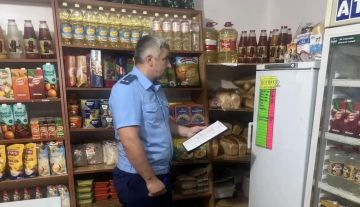 Цены завышали до 65%: прокуратура вмешалась в работу магазинов Генического округа