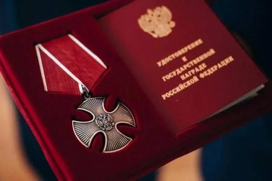 Президент России Владимир Путин подписал указ о награждении председателя УИК Елены Астаниной орденом Мужества посмертно