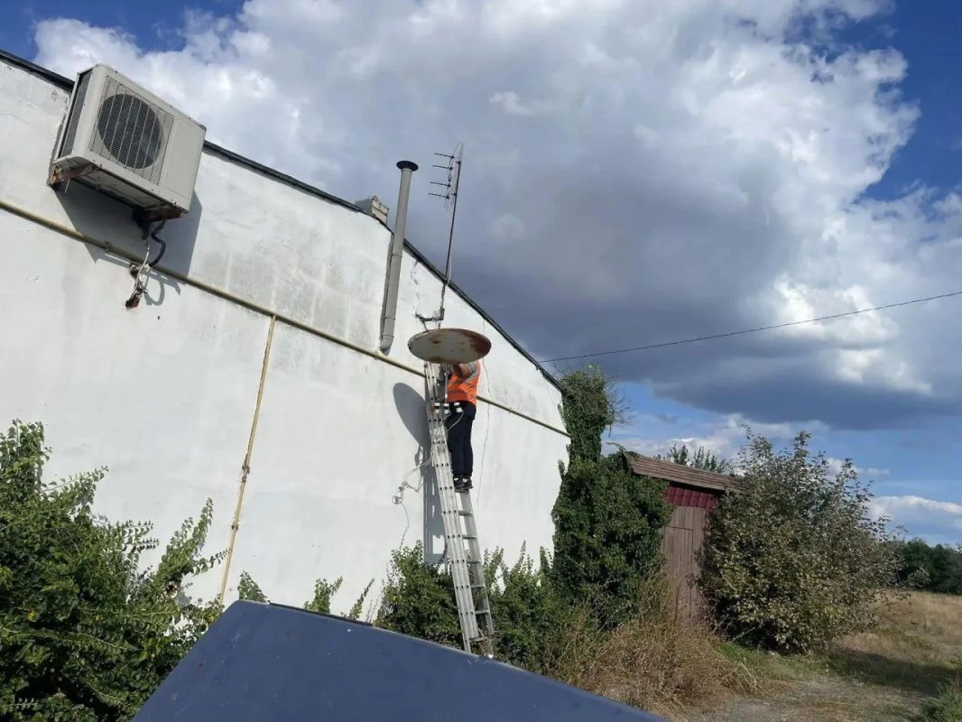 В Скадовске продолжают демонтаж нелицензированного оборудования «Горыныч»