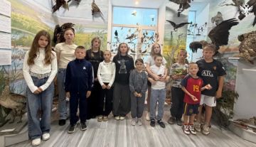 В Геническом музее прошел мастер-класс по росписи керамики для детей защитников Херсонщины