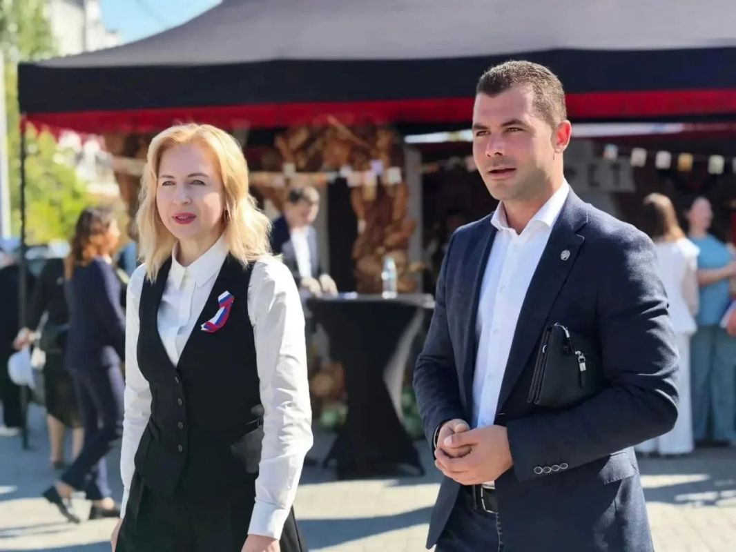 Артем Лагойский: Поздравляю Елену Леонидовну Дмитрук с заслуженной победой на выборах в Государственную Думу!