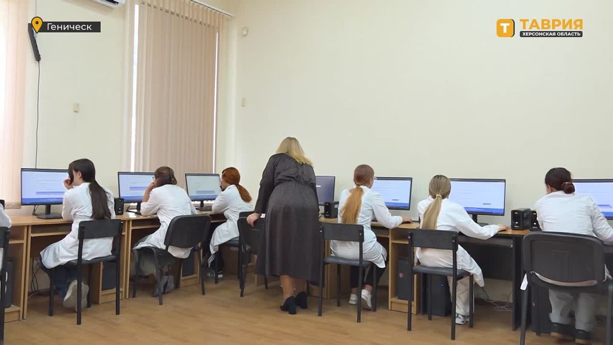 В Геническом медицинском колледже начались Всероссийские проверочные работы