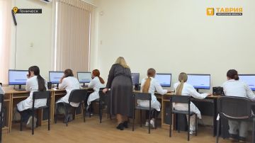 В Геническом медицинском колледже начались Всероссийские проверочные работы