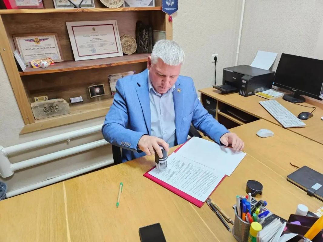 Директор заповедника "Аскания-Нова" подписал соглашение о сотрудничестве с Донским государственным аграрным университетом