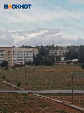 Знаки в небе над Армянском заметили наши подписчики