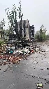 Сволонтеры жалуются на состояние района ХГУ в центре Херсона