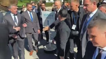 "Опасается, что его ждет судьба Лжедмитрия"