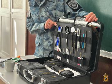 В Херсонской области сотрудники Экспертно-криминалистического центра провели мероприятие для школьников