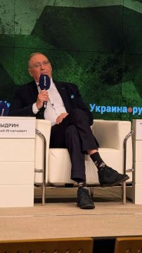 Одними военными решениями устойчивый мир не построить — но и невоенные решения не работают, если за ними нет безопасности, экономики и понятных правил жизни