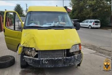 � ��������� 19-������ �������� Ford Transit �������� � �����������, ���� �������