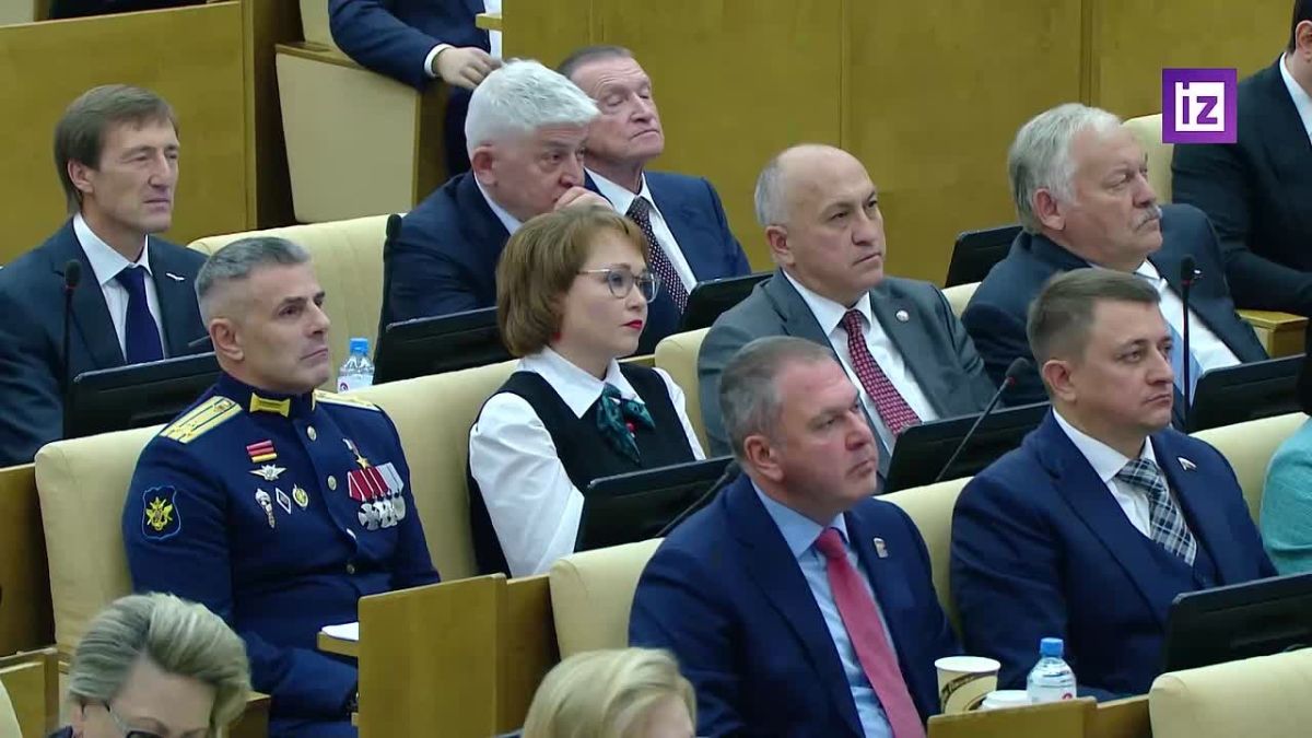 "Российский народ не сломить и не запугать никому": Владимир Путин поздравил россиян с Днем воссоединения новых регионов с Россией