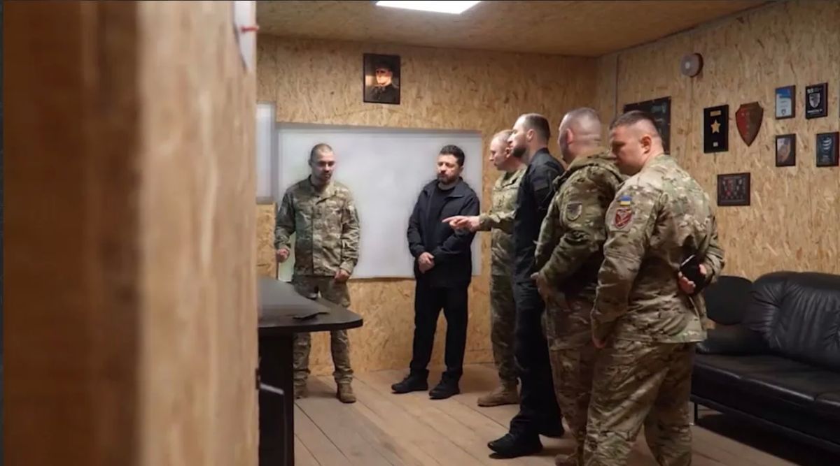 «Там нет нацистов, у них президент - еврей» или «не нанимай на это дело идиотов»