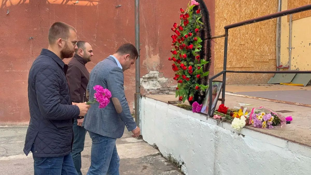 В Новой Каховке почтили память Владимира Леонтьева