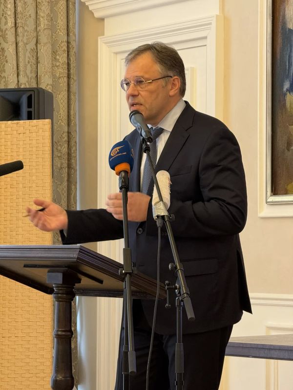 Родион Мирошник: Больше двух часов общался с представителями иностранных СМИ в нашем постпредстве в Женеве