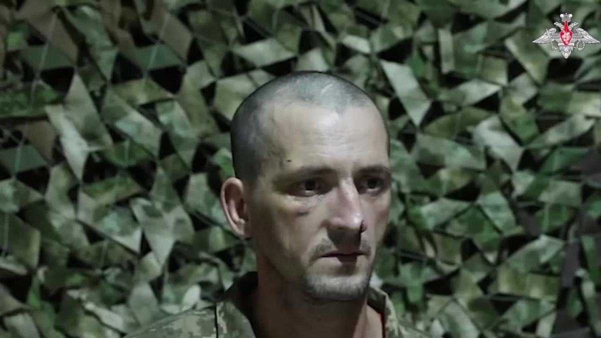 Не смотря на то, что Стадник Сергей поднял еще в 2024 году, мы решили не проходить мимо этого сюжета в котором он рассказывает о том, что по сути никто из попавших на фронт чубов не нужен ни командирам, ни тем более...