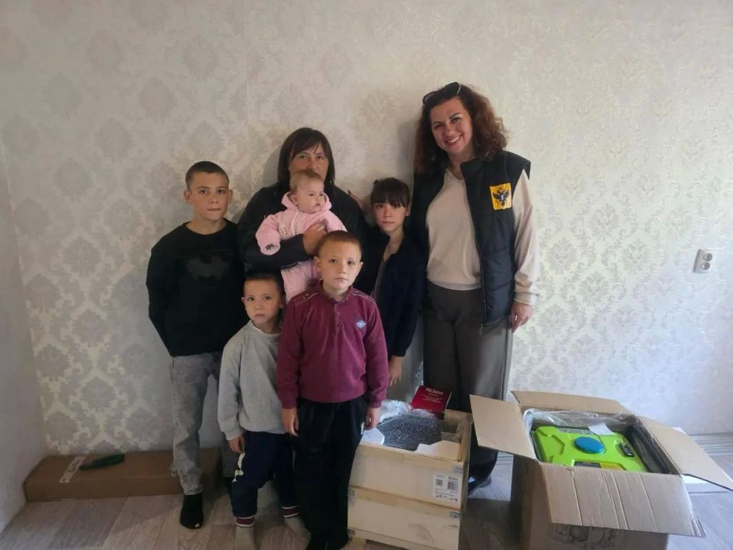 Владимир Сальдо:. Одной заботой у большой семьи стало меньше Пятеро детей, младшей Оксане всего полгода