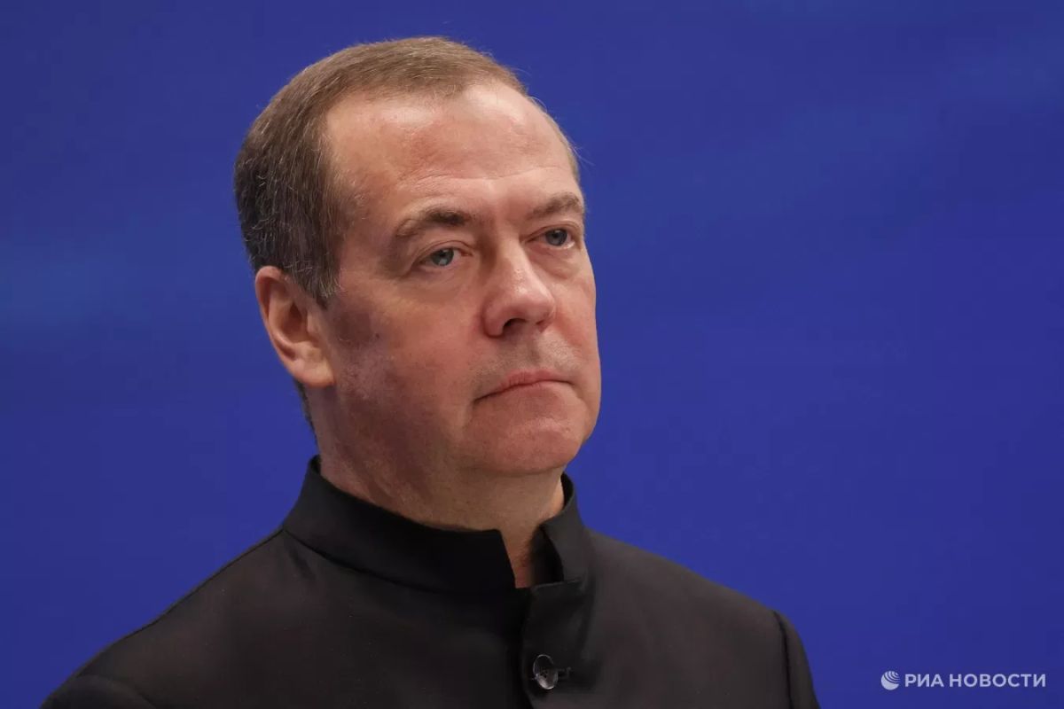 Запад разрушил отношения с Россией и теперь должен пожинать плоды в виде высокой инфляции и дорогого газа, заявил Медведев